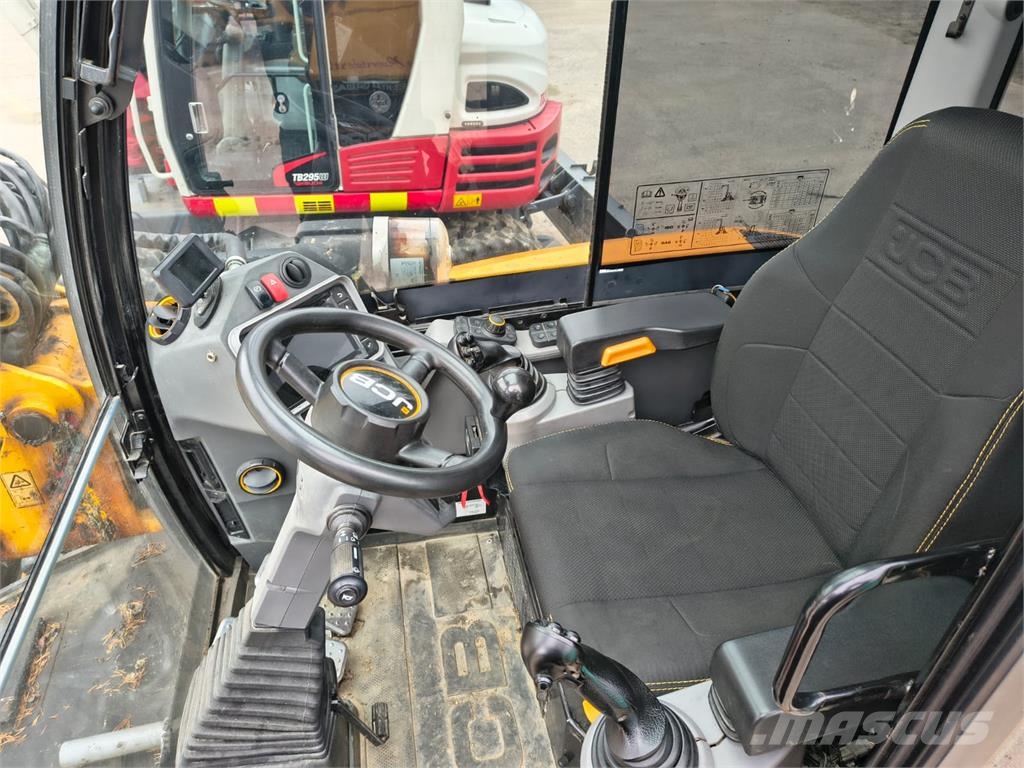 JCB HYDRADIG 110W PYÖRITTÄJÄLLÄ Pyöräkaivukoneet