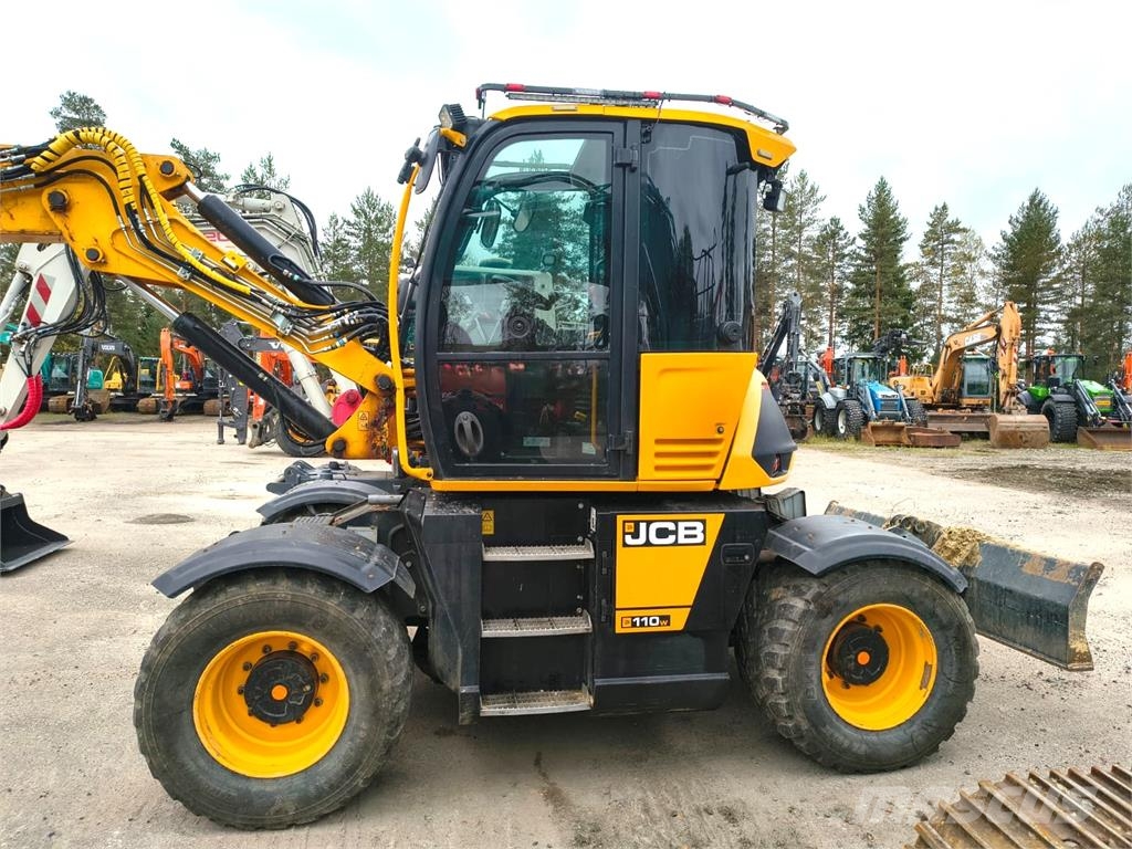 JCB HYDRADIG 110W PYÖRITTÄJÄLLÄ Pyöräkaivukoneet