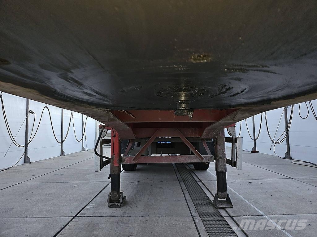 LAG 0-3-39 KAL2 Tipper semi-trailers