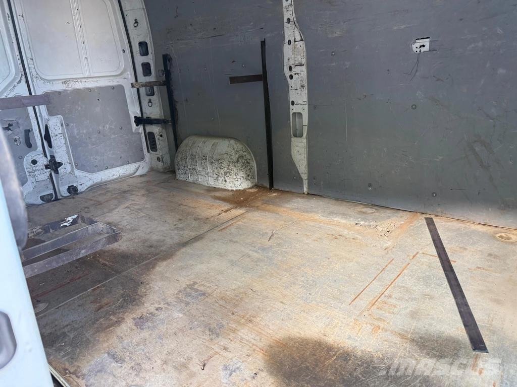 Renault Master 35.130 Kastenwagen Euro 6b Klima Sanduk kombiji