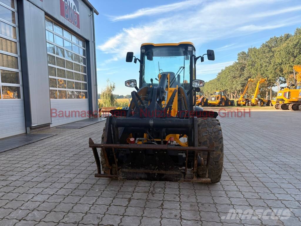 JCB 409 -gebraucht- Euro hydr. Cargadoras sobre ruedas