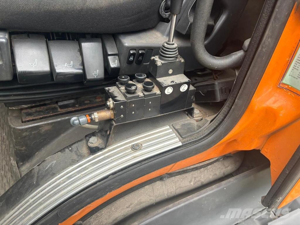 Scania P 360 شاحنات الرافعات الخطافية