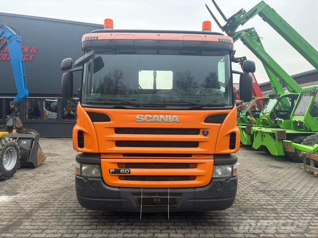 Scania P 360 شاحنات الرافعات الخطافية