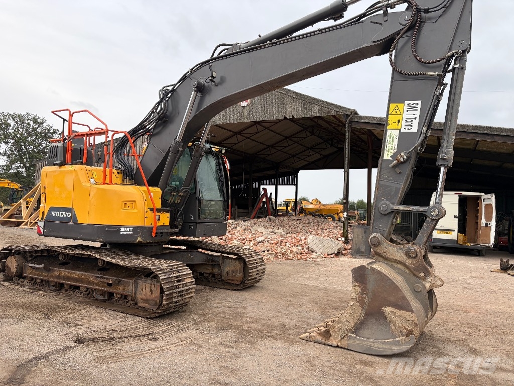 Volvo ECR 235 E Bagri goseničarji