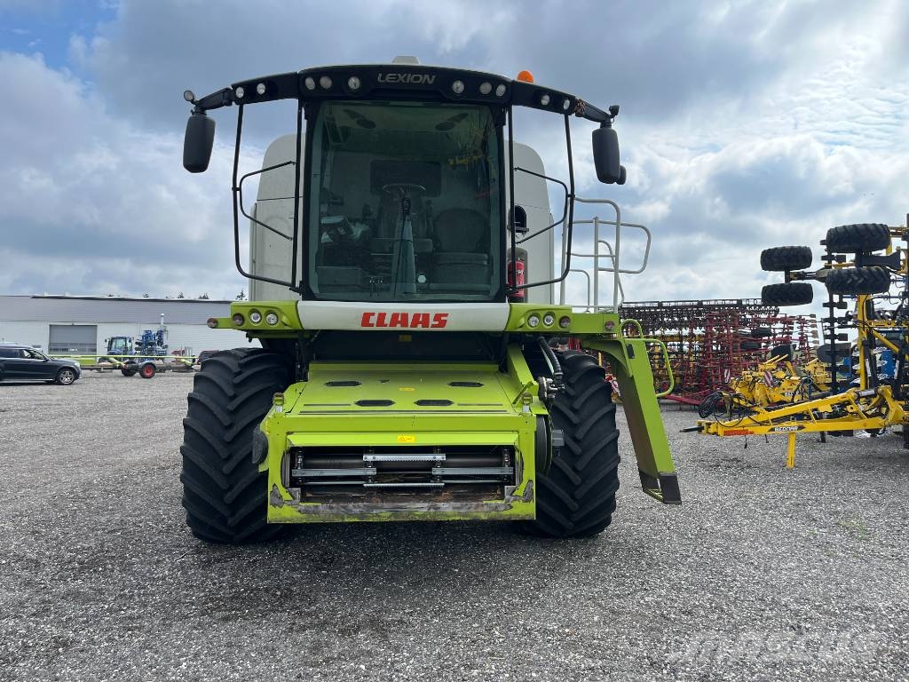 CLAAS Lexion 650 Θεριζοαλωνιστικές μηχανές