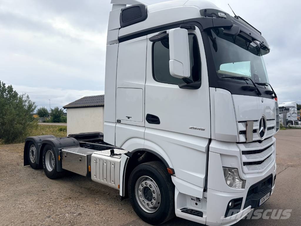 Mercedes-Benz Actros 2545 Truck Tractor Units