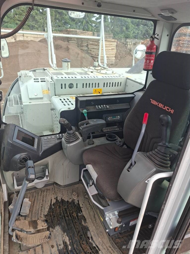 Takeuchi TB 2150 R Excavadoras sobre orugas