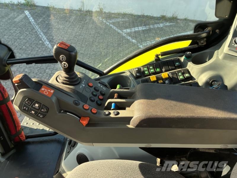 CLAAS ARION 550 Stage V Traktoren