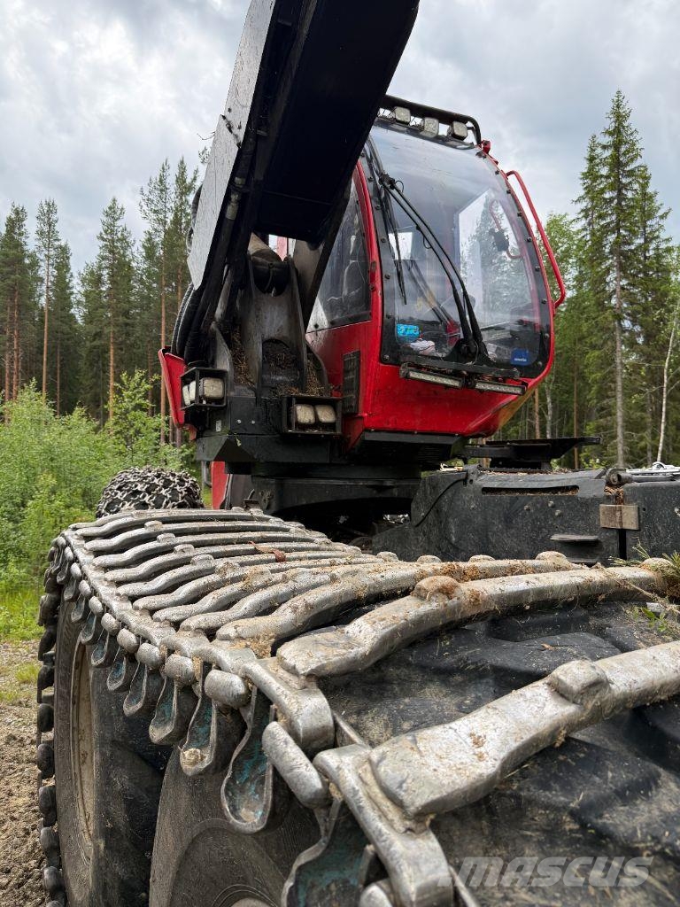 Komatsu 951 Harvesters