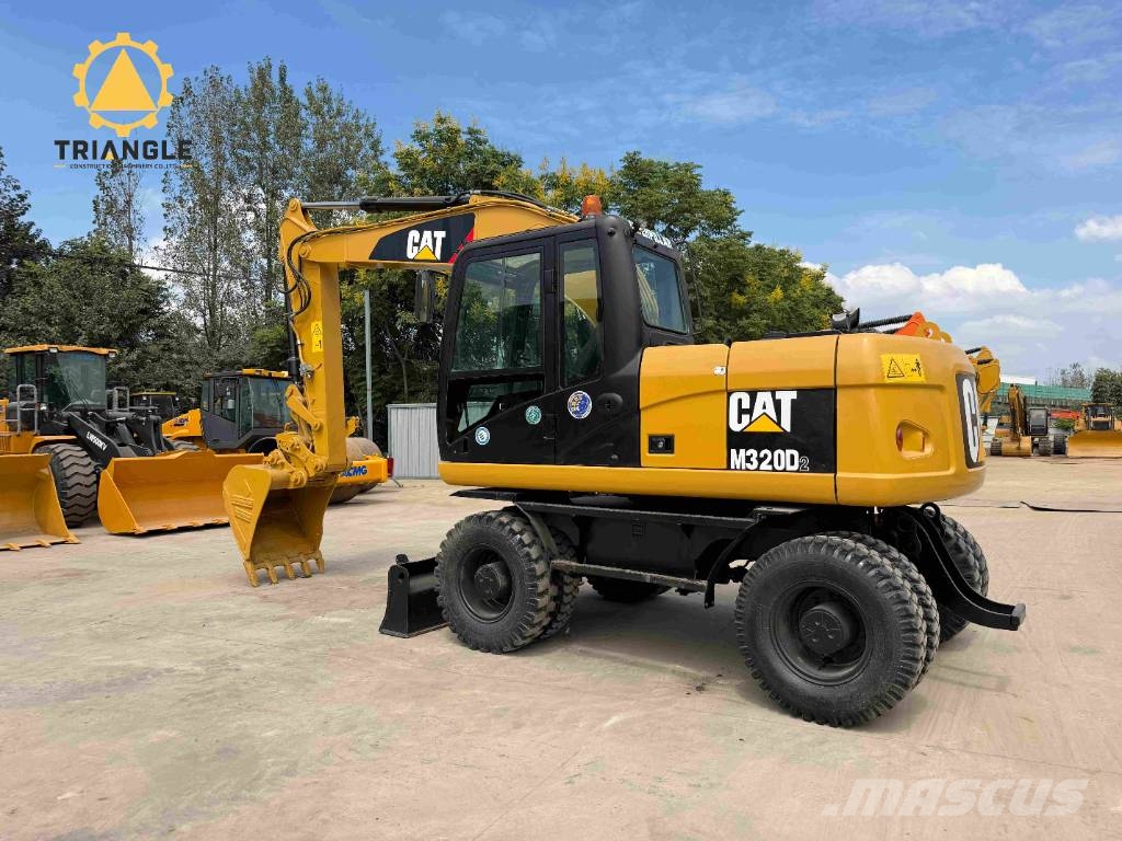 CAT M 320D 轮式挖掘机