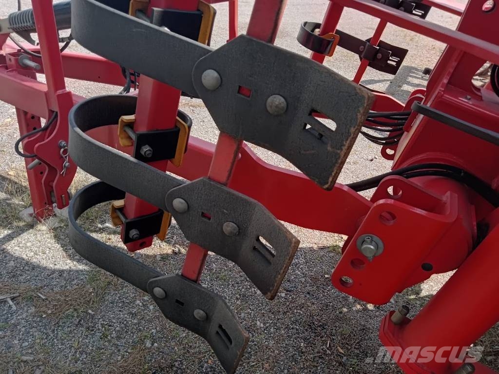 Väderstad CRX625 كاسحات