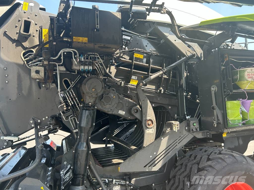 CLAAS Quadrant 5300 FC Evolution Tandem Kanttipaalaimet