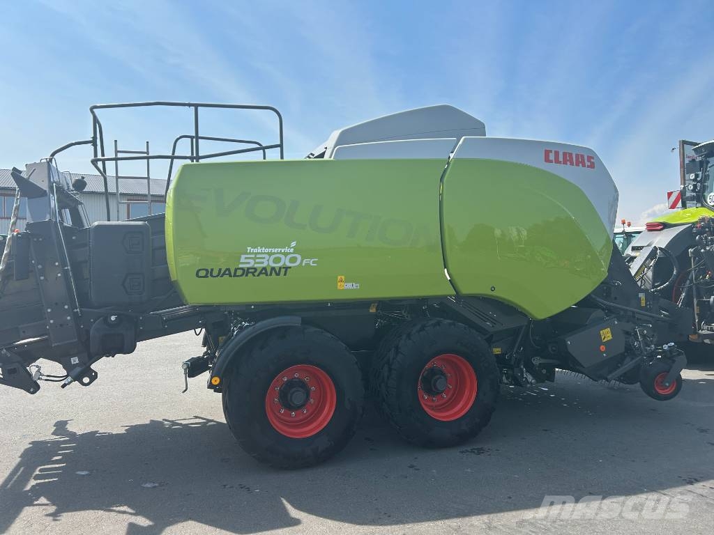 CLAAS Quadrant 5300 FC Evolution Tandem Kanttipaalaimet