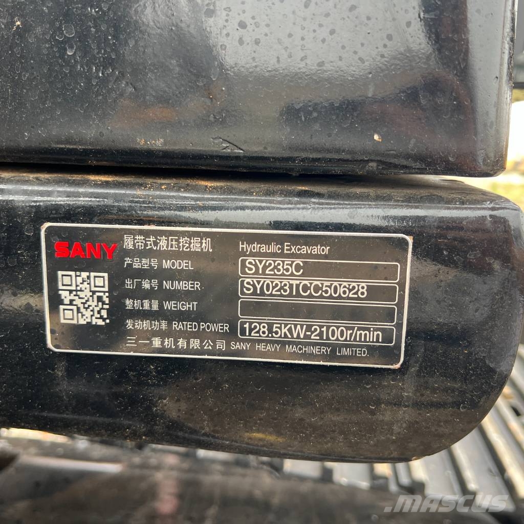 Sany SY 215 C Kāpurķēžu ekskavatori