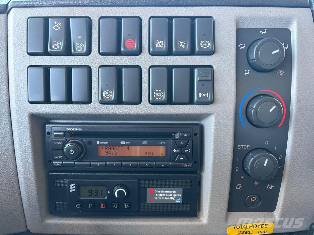 Volvo FL 250 4x2 THERMOKING V-100 Max / BOX L=8280 mm Umpikorikuorma-autot