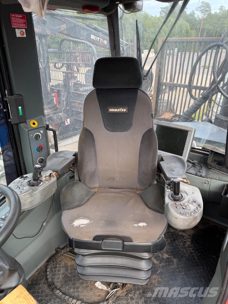 Valmet 890 Kuormatraktorit