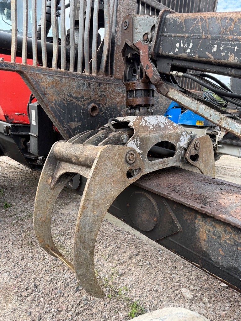 Valmet 890 Kuormatraktorit