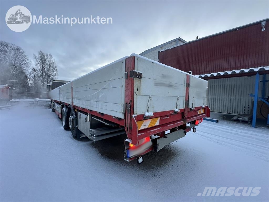 Volvo FM9 6X2 平板栏板货车
