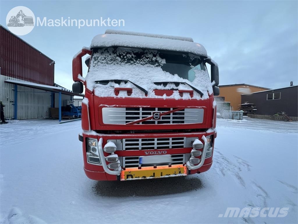 Volvo FM9 6X2 平板栏板货车