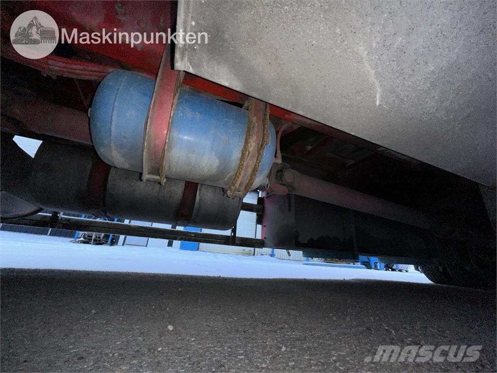 Volvo FM9 6X2 平板栏板货车