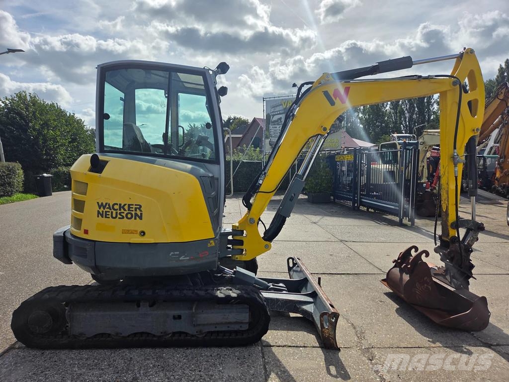 Wacker Neuson EZ36 met kantelbak en dieplepel Mini rýpadlá < 7t
