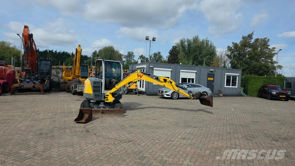 Wacker Neuson EZ36 met kantelbak en dieplepel Mini rýpadlá < 7t