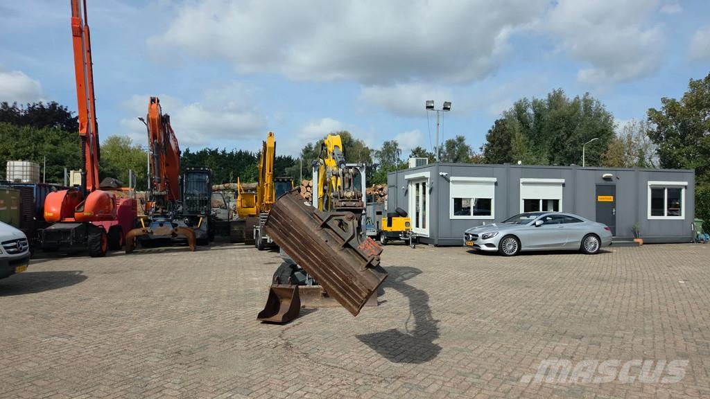 Wacker Neuson EZ36 met kantelbak en dieplepel Mini rýpadlá < 7t