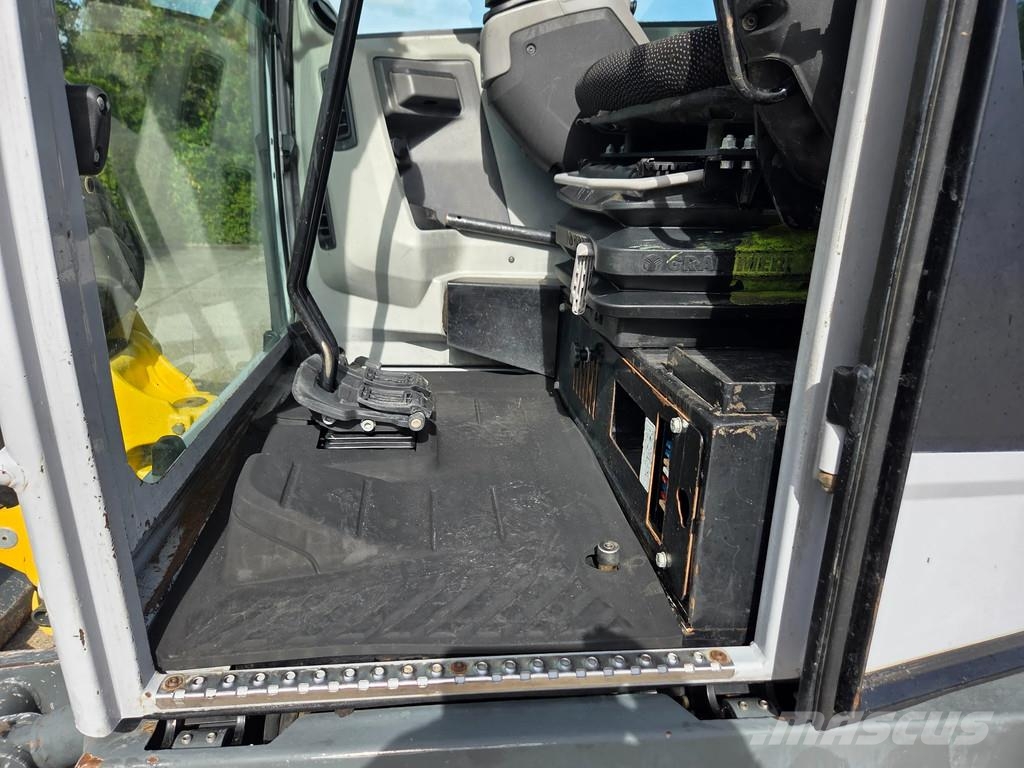 Wacker Neuson EZ36 met kantelbak en dieplepel Mini rýpadlá < 7t