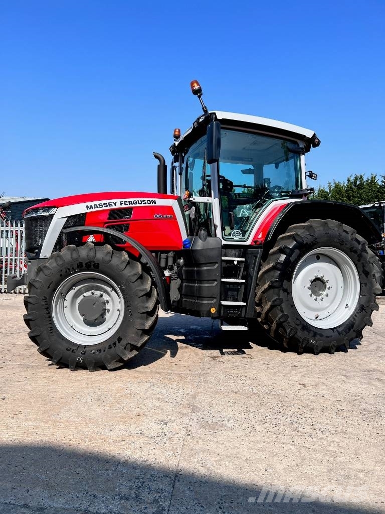 Massey Ferguson 8S.205 EFD7 Tractores