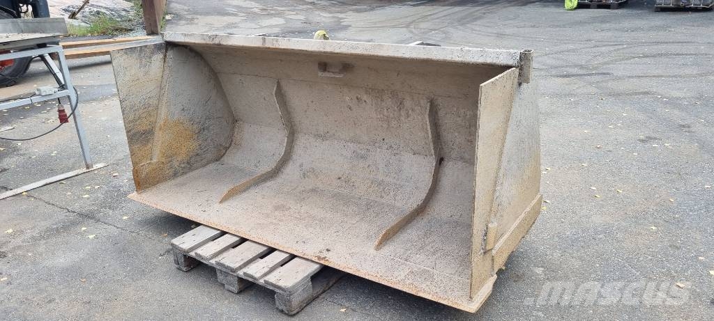 Volvo 70-120 Cucharones