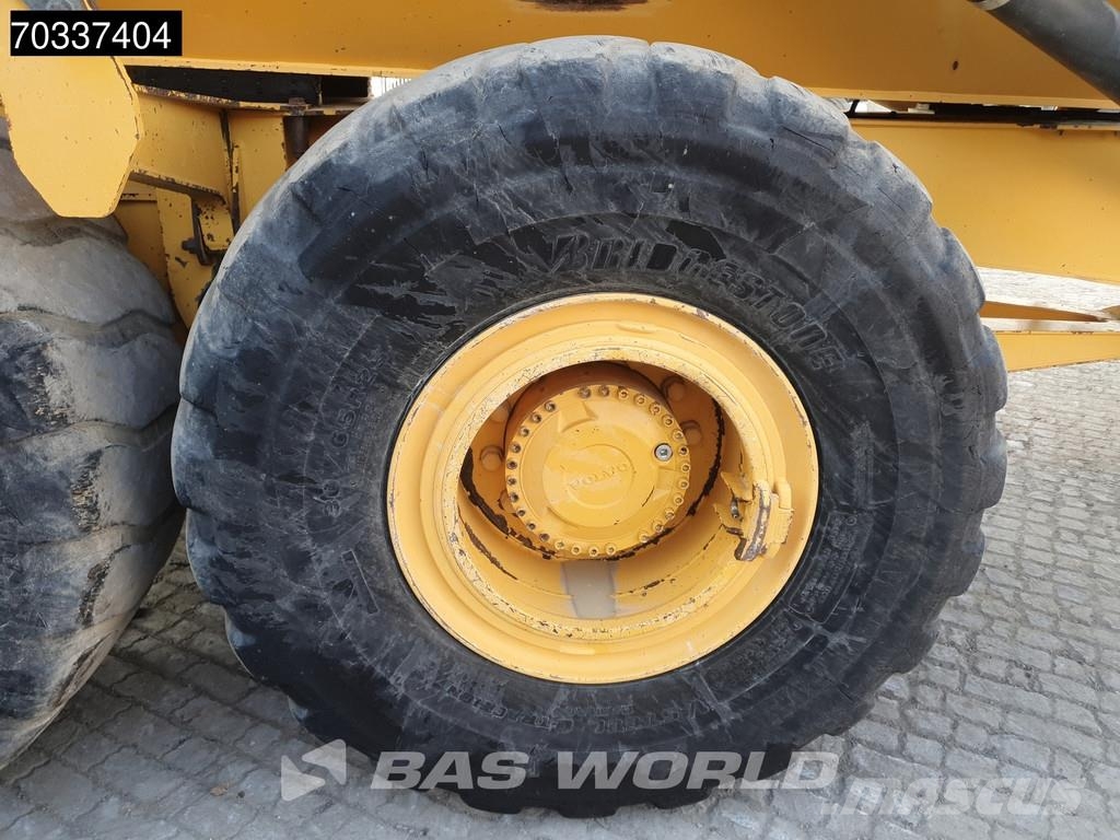 Volvo A30 G 鉸接式起吊車