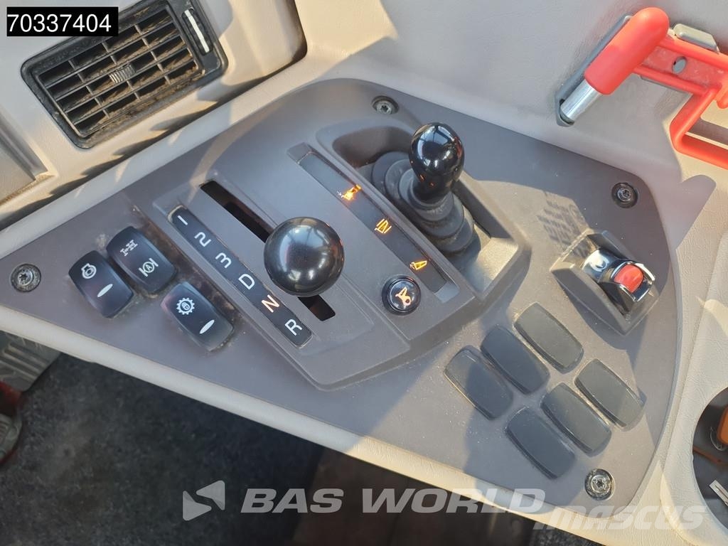 Volvo A30 G 鉸接式起吊車