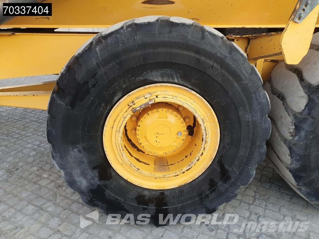 Volvo A30 G 鉸接式起吊車