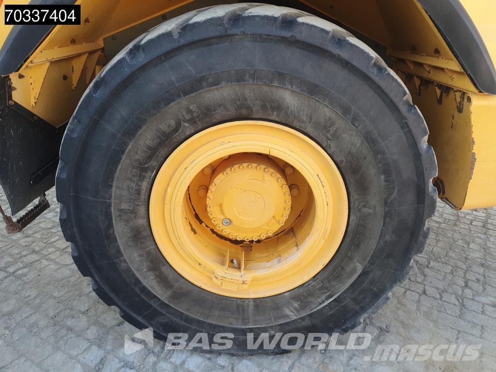 Volvo A30 G 鉸接式起吊車
