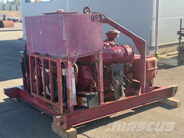 FMC M1224 DI USED PUMP DEUTZ DISEL MOTOR Буровые установки на воду