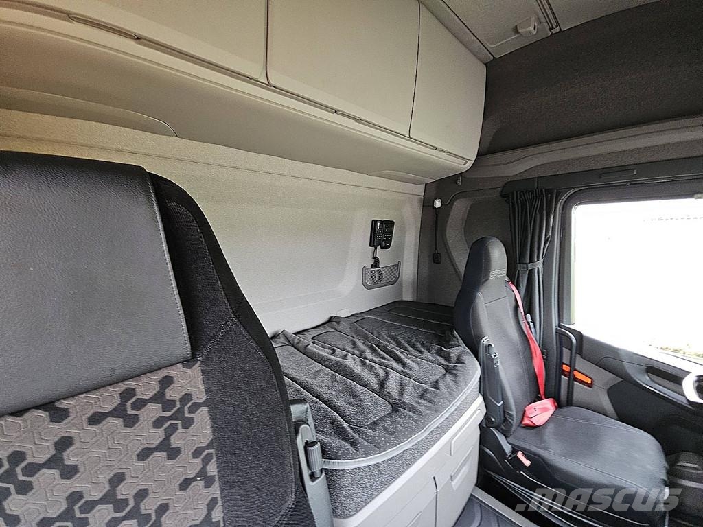 Scania R410 Highline,6X2*4,ADR AT,Standklima,Durabright Kabeļu pacēlājs nomontējamām kravas mašīnām