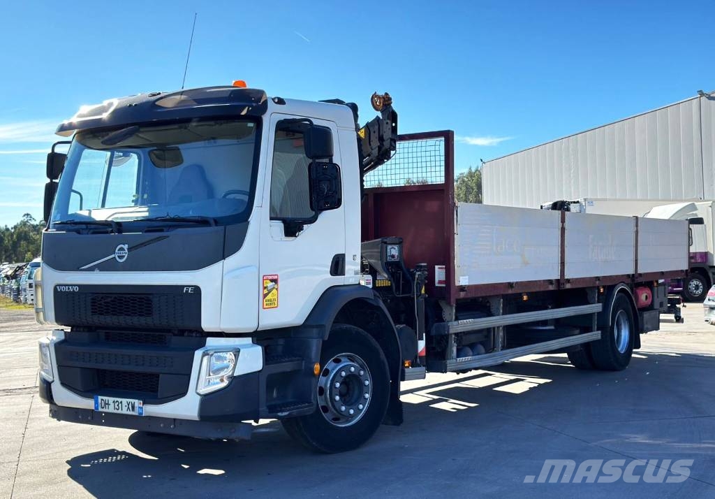 Volvo FE 280 + Hiab 077 XS Lastbil med lad/Flatbed
