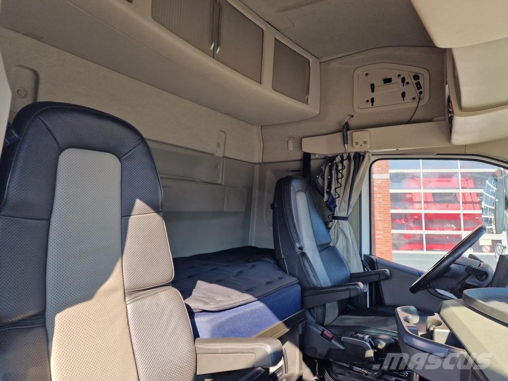 Volvo FH 13.500 Globetrotter 6x2 - Full air - I parkcool Sadulveokid