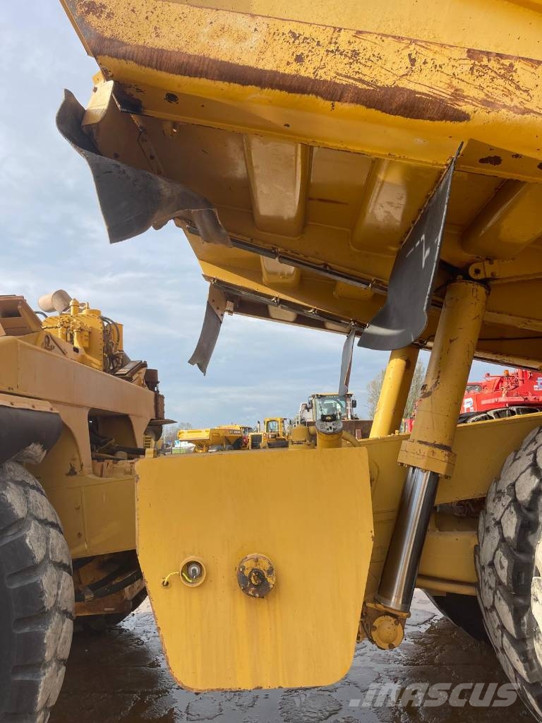 CAT 775 E Άκαμπτα Dumper με ανατρεπόμενο κάδο