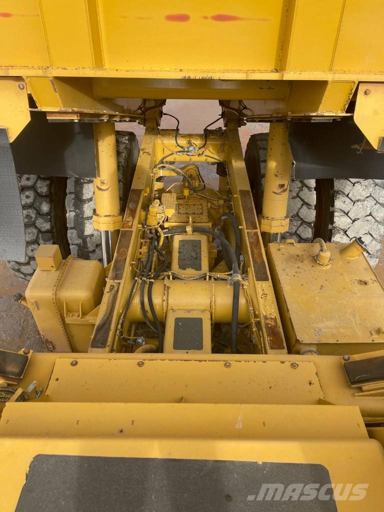 CAT 775 E Άκαμπτα Dumper με ανατρεπόμενο κάδο