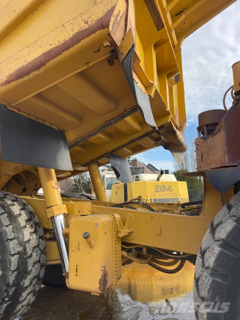 CAT 775 E Άκαμπτα Dumper με ανατρεπόμενο κάδο