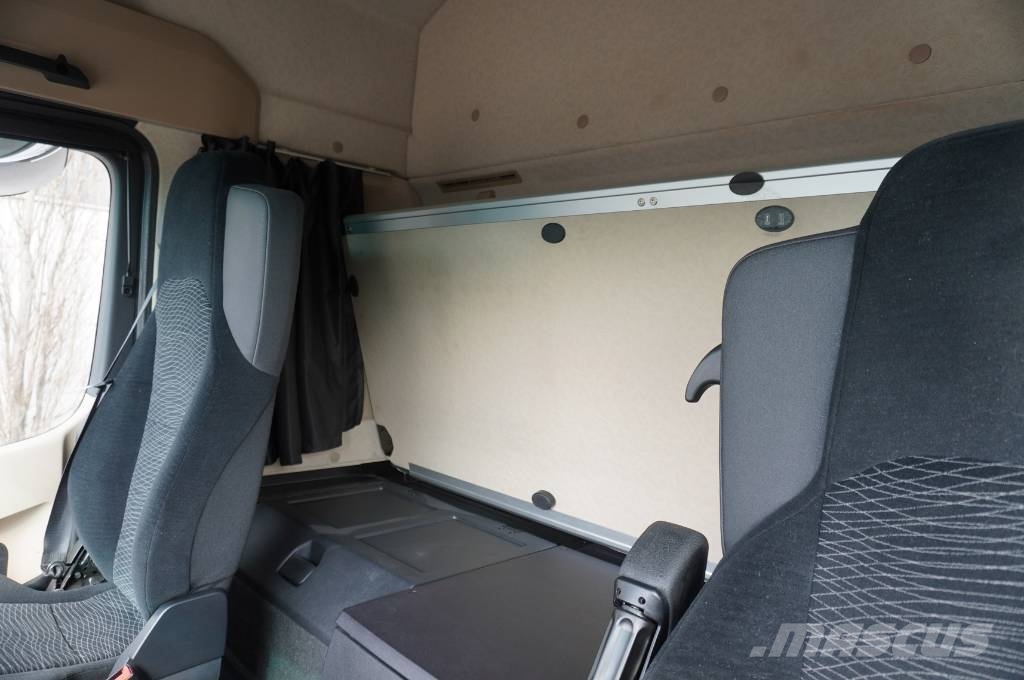 Mercedes-Benz Actros 2545 6×2 MP5 / KRONE refrigerator 18 EPAL Camion cu control de temperatura
