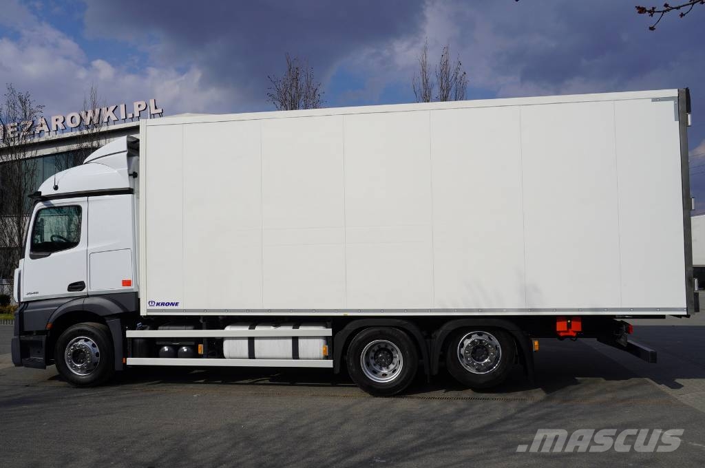 Mercedes-Benz Actros 2545 6×2 MP5 / KRONE refrigerator 18 EPAL Camion cu control de temperatura