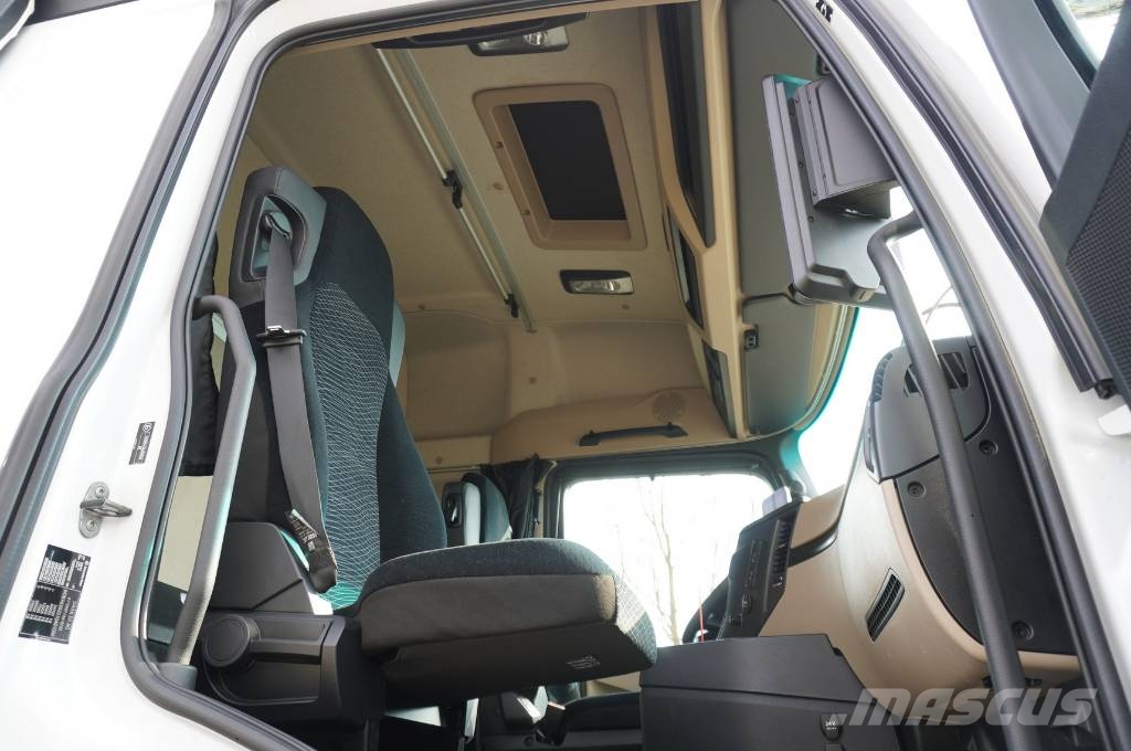 Mercedes-Benz Actros 2545 6×2 MP5 / KRONE refrigerator 18 EPAL Camion cu control de temperatura