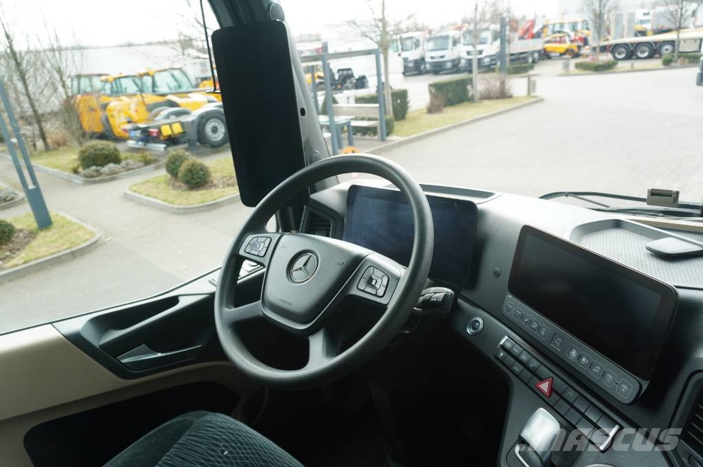 Mercedes-Benz Actros 2545 6×2 MP5 / KRONE refrigerator 18 EPAL Camion cu control de temperatura