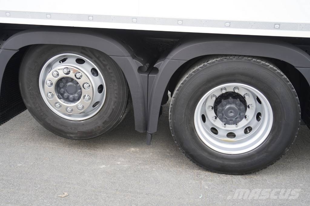Mercedes-Benz Actros 2545 6×2 MP5 / KRONE refrigerator 18 EPAL Camion cu control de temperatura