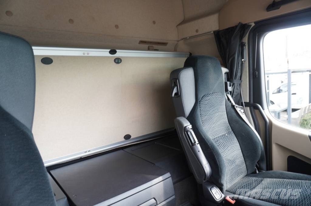 Mercedes-Benz Actros 2545 6×2 MP5 / KRONE refrigerator 18 EPAL Camion cu control de temperatura