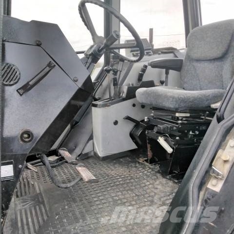 Valtra Valmet 905 Tractors