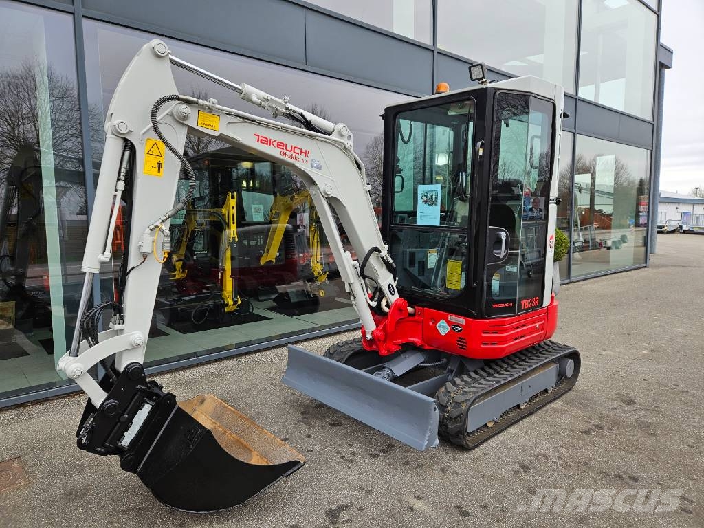 Takeuchi TB 23 R Minigravere <7t