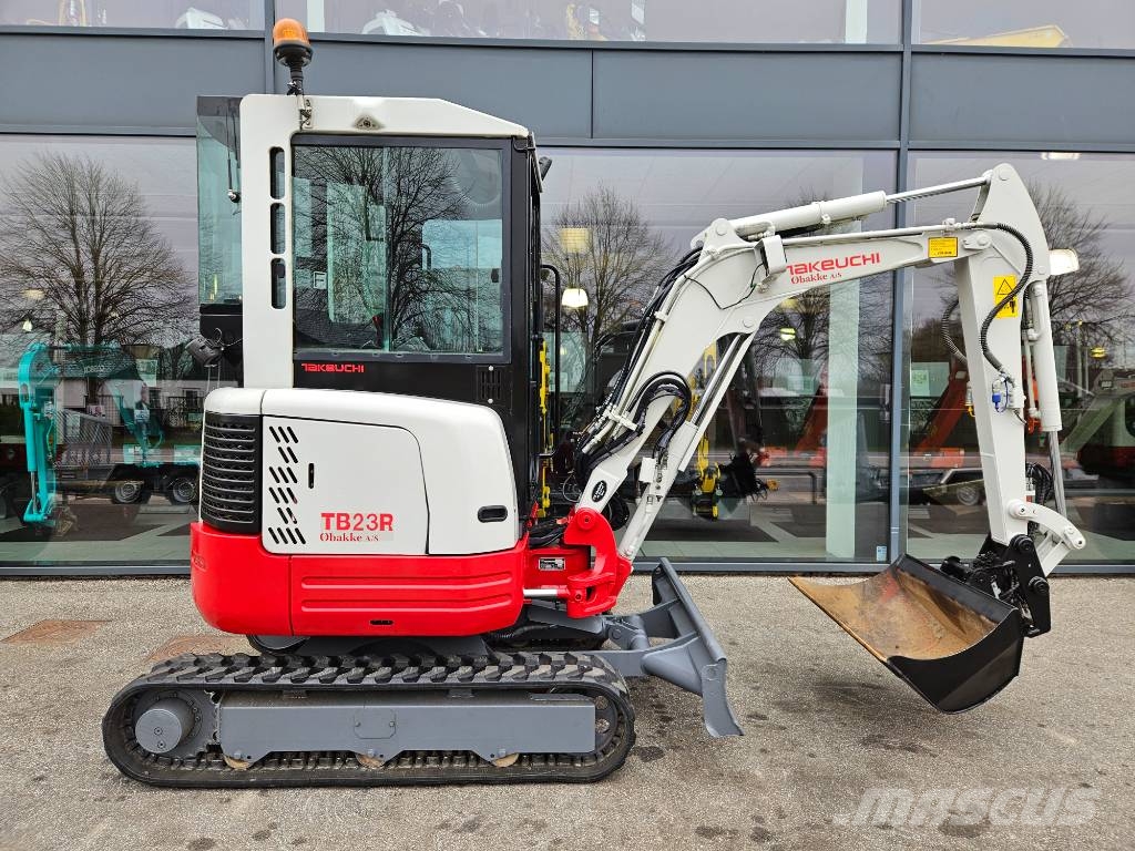 Takeuchi TB 23 R Minigravere <7t